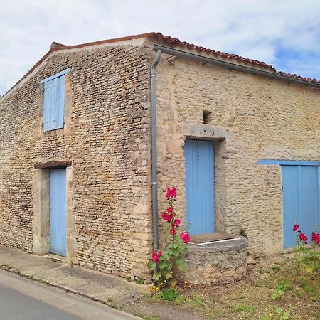La Grange Bleue - Parking Prive - A 2Km De La Mer Saint-Georges-d'Oleron Eksteriør billede