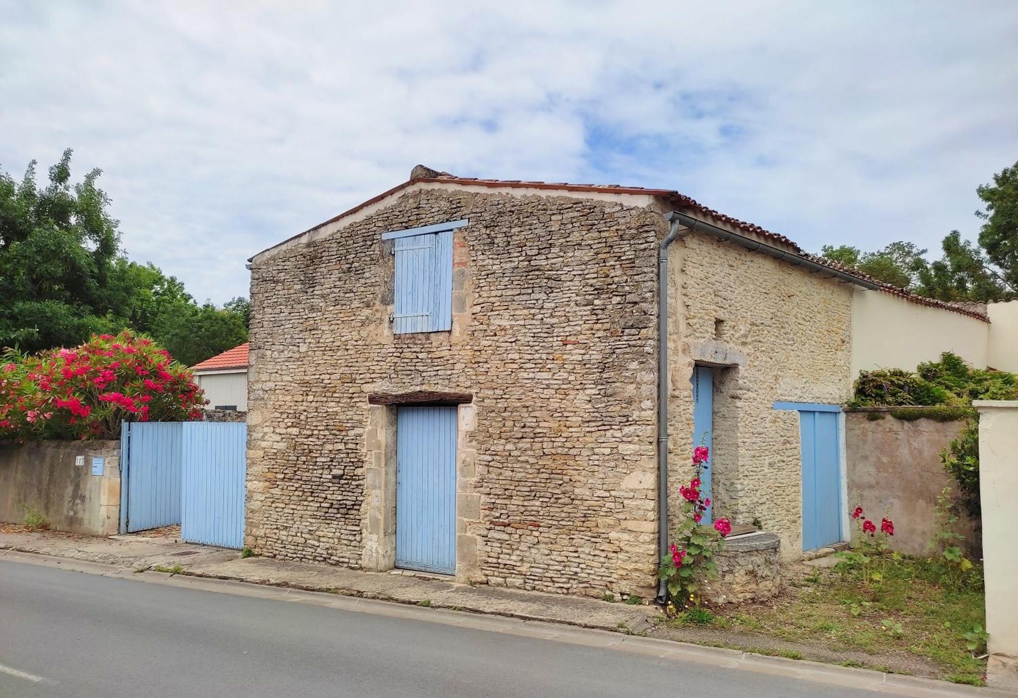 La Grange Bleue - Parking Prive - A 2Km De La Mer Saint-Georges-d'Oleron Eksteriør billede